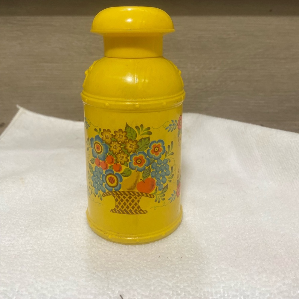 Vintage Avon Field Flowers Glass Collectible Bottle 8 Fl. Oz. Floral Design